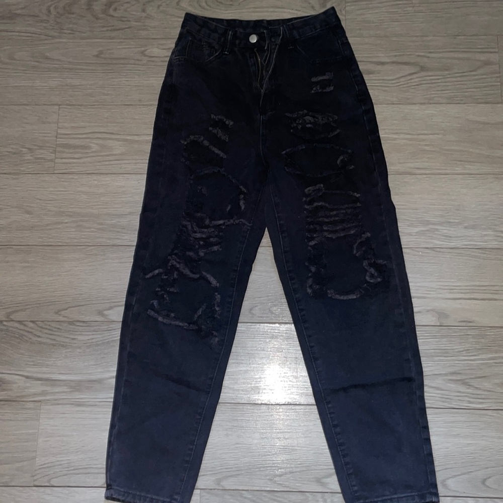 Womans straight jeans Size 2 Black